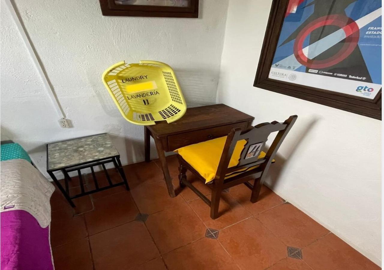 Hostal Casa De Dante Guanajuato Exteriör bild
