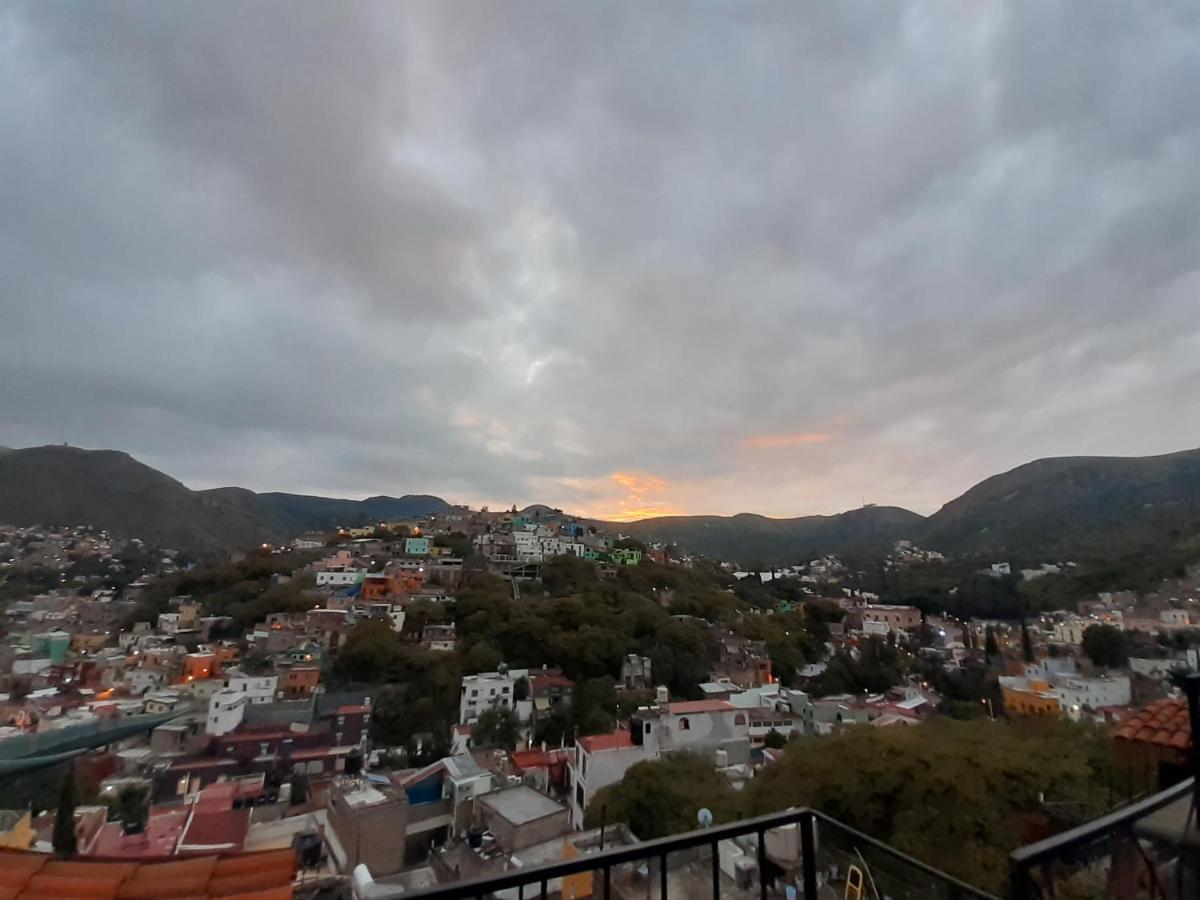 Hostal Casa De Dante Guanajuato Exteriör bild